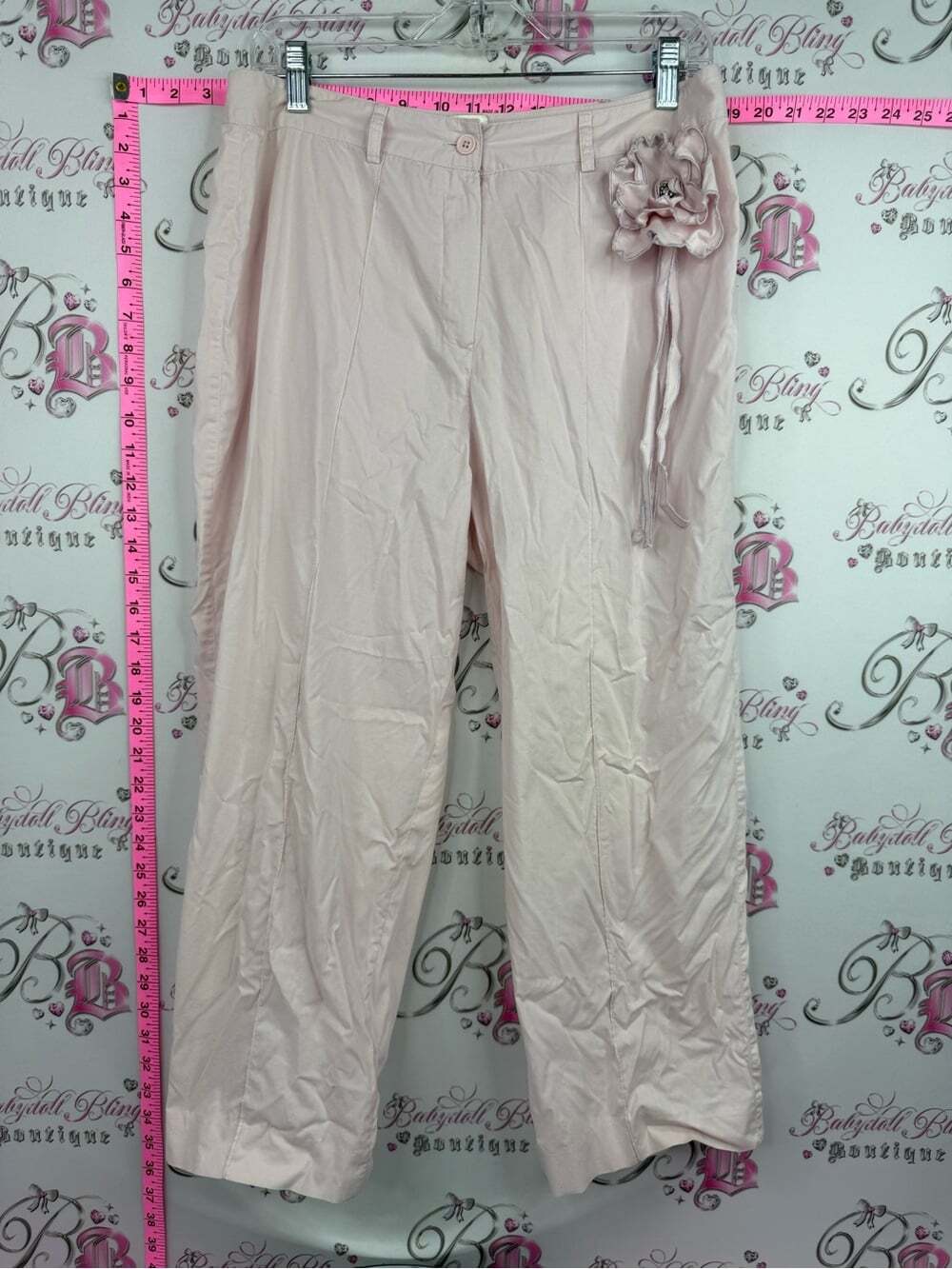 Larry Levine Pale Pink Pants with Floral Waist Accent 3D y2k